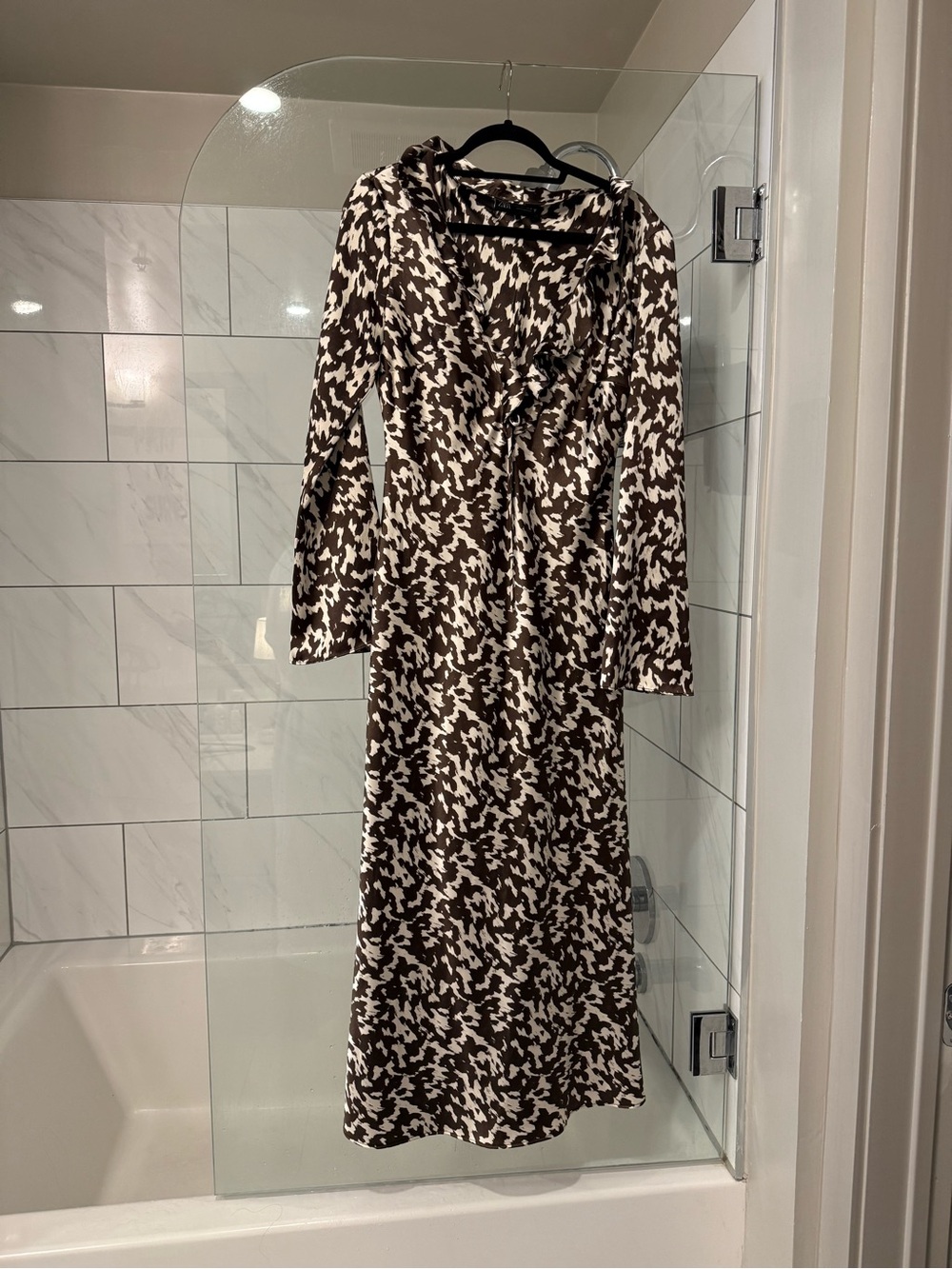 Zara Brown and White Patterned Long Sleeve Midi Dress